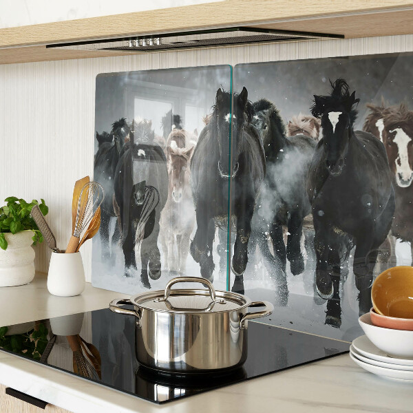 Planche à découper en verre Chevaux au galop dans le brouillard