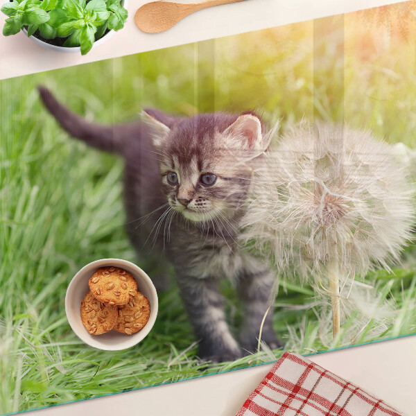Planche à découper en verre Chat sur l'herbe