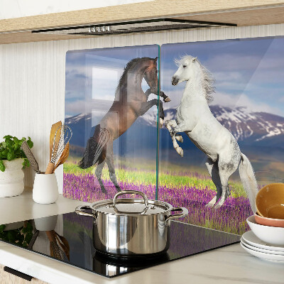 Planche à découper verre Chevaux sur fond de montagnes et de fleurs