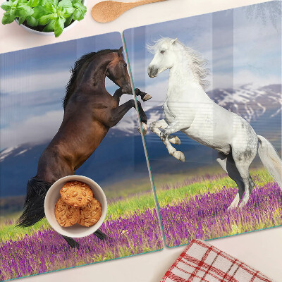 Planche à découper verre Chevaux sur fond de montagnes et de fleurs