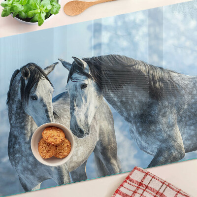 Planche à découper en verre Chevaux dans un paysage hivernal