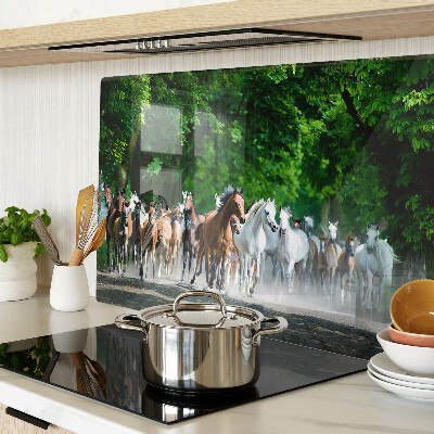 Planche à découper en verre Chevaux au galop dans la nature