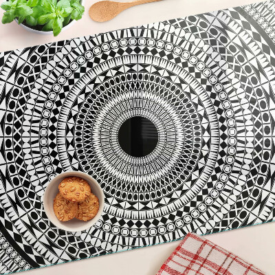 Planche à découper verre Mandala dans les tons de noir et blanc