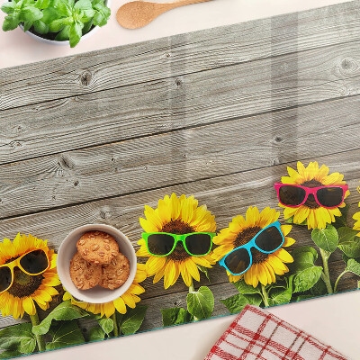 Planche à découper verre Tournesols dans des lunettes de soleil