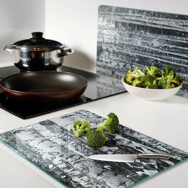 Planche à découper en verre Forêt de bouleaux dans un paysage hivernal