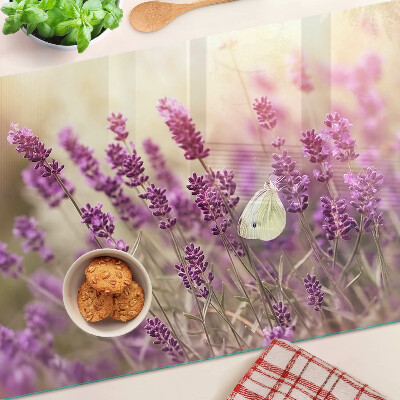 Planche à découper verre Champ de lavande avec un papillon