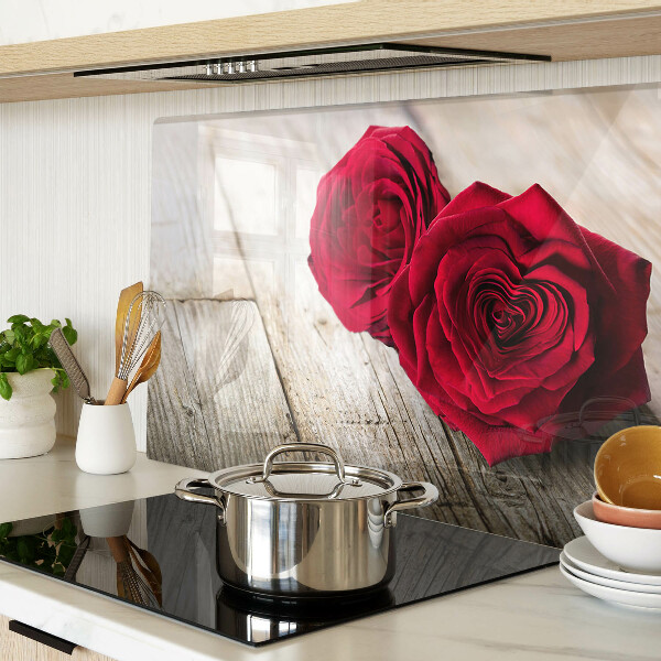 Planche à découper en verre Roses rouges sur fond de bois