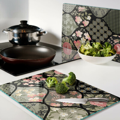 Planche à découper verre Patchwork floral à motifs géométriques