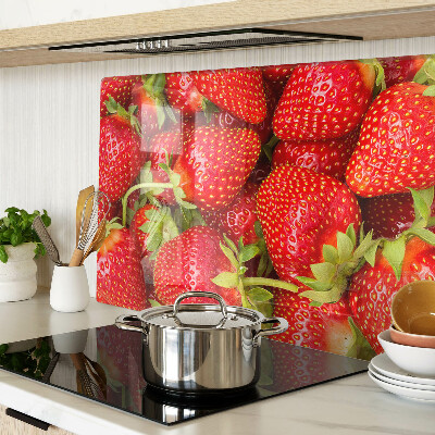 Planche à découper en verre Des fraises en arrière-plan