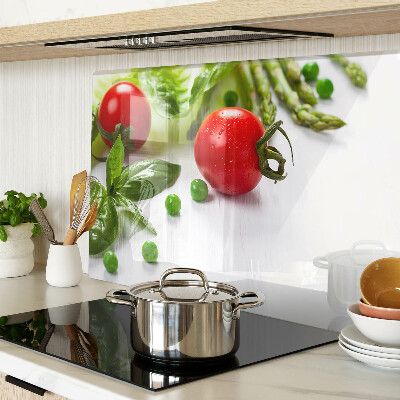 Planche à découper verre Légumes sur un comptoir blanc