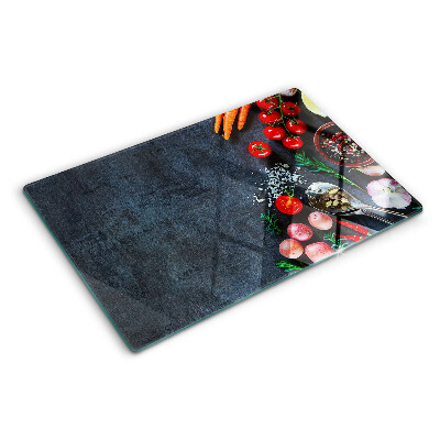 Planche à découper verre Légumes et épices sur fond sombre