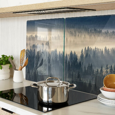 Planche à découper verre Paysage de forêt brumeuse