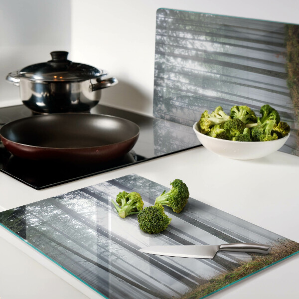 Planche à découper en verre Forêt brumeuse