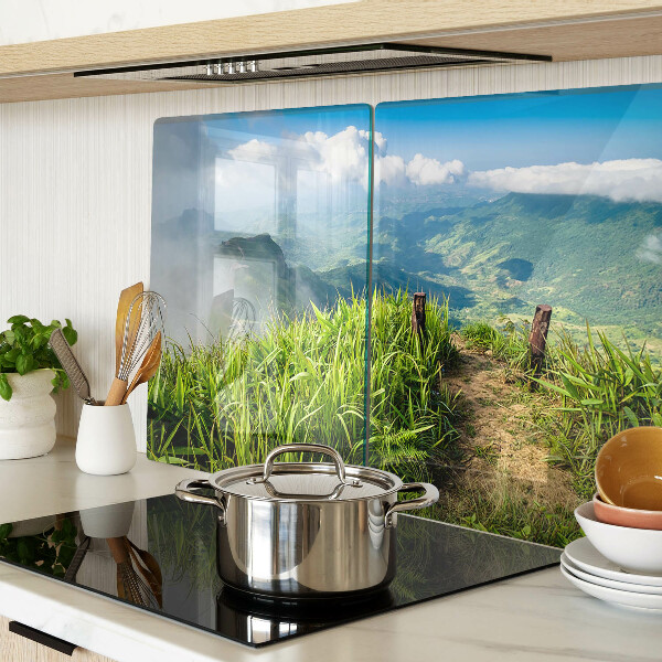 Planche à découper verre Paysage de montagne avec verdure