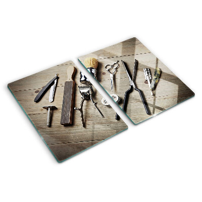 Planche à découper verre Outils de coiffure sur fond de bois
