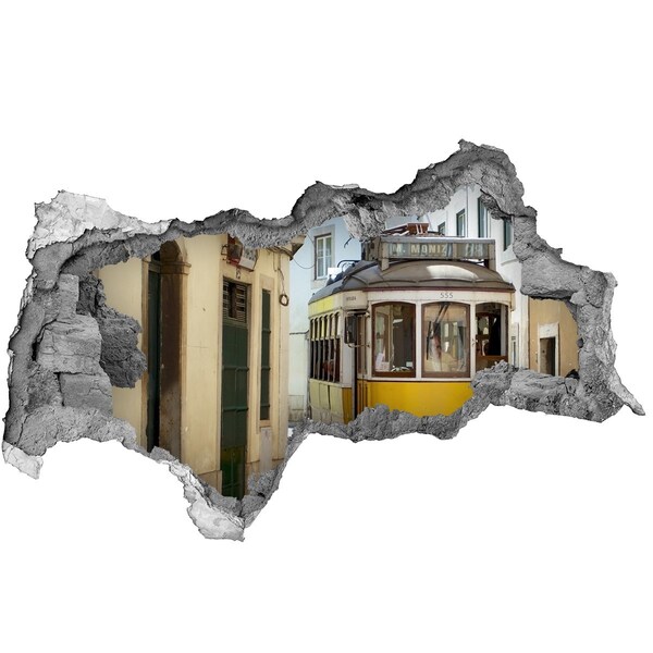 Sticker mural effet trou 3d Un tramway jaune dans une rue étroite