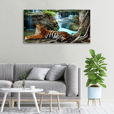 Tableau mural sur toile Tigre dans une cascade