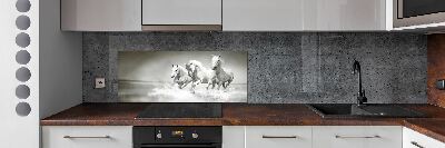 Crédence cuisine en verre Chevaux blancs