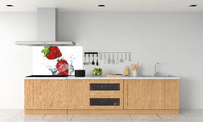 Crédence en verre cuisine Fraises et eau