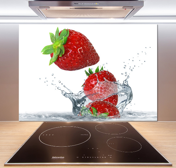 Crédence en verre cuisine Fraises et eau