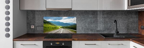 Crédence de cuisine en verre Une route dans les montagnes