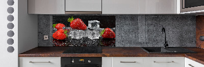 Crédence de cuisine Fraises sur glace