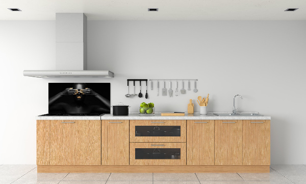 Panneau crédence cuisine Femme en noir