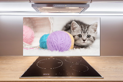 Panneau crédence cuisine Chat avec des écheveaux