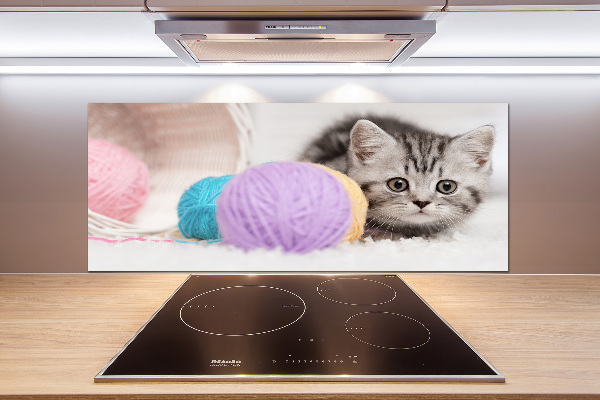 Panneau crédence cuisine Chat avec des écheveaux