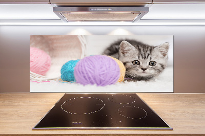 Panneau crédence cuisine Chat avec des écheveaux