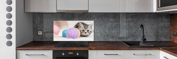 Panneau crédence cuisine Chat avec des écheveaux