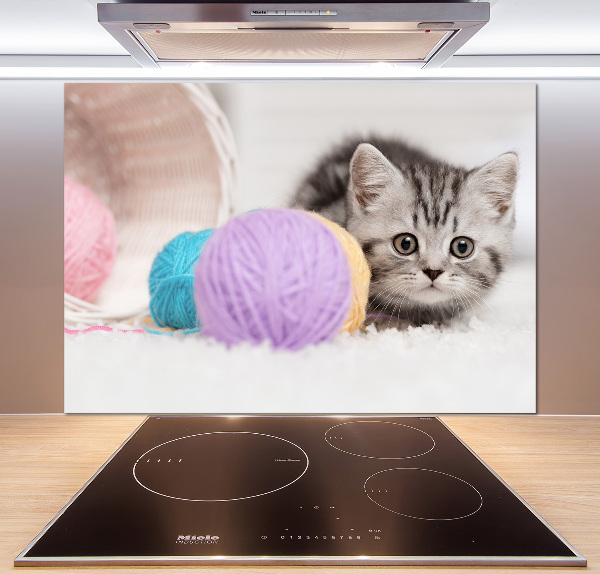 Panneau crédence cuisine Chat avec des écheveaux