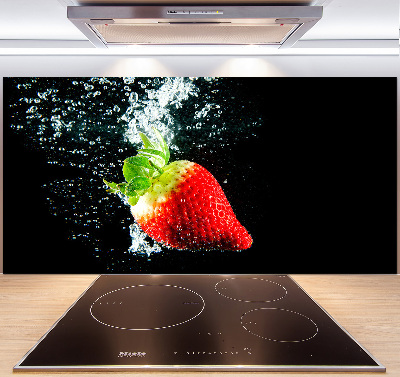 Crédence de cuisine Fraise sous l'eau