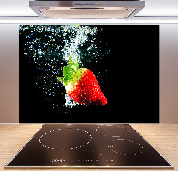 Crédence de cuisine Fraise sous l'eau