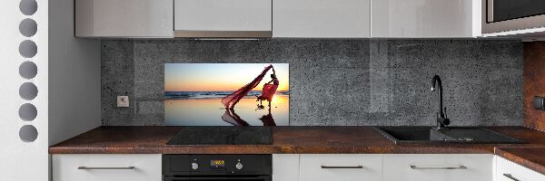 Panneau pour cuisine Femme qui danse