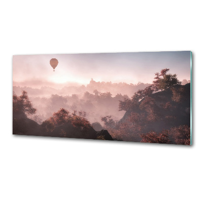 Panneau crédence cuisine Ballon au-dessus de la forêt