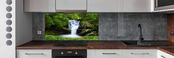 Verre pour crédence Chute d'eau dans la forêt