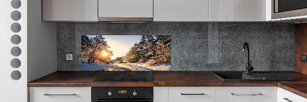 Panneau crédence cuisine Route dans la forêt en hiver
