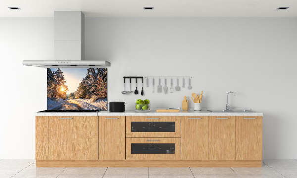 Panneau crédence cuisine Route dans la forêt en hiver