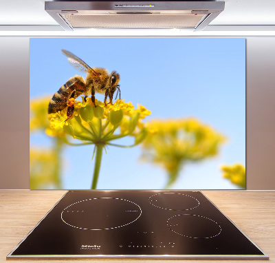 Crédence en verre cuisine Une abeille sur une fleur