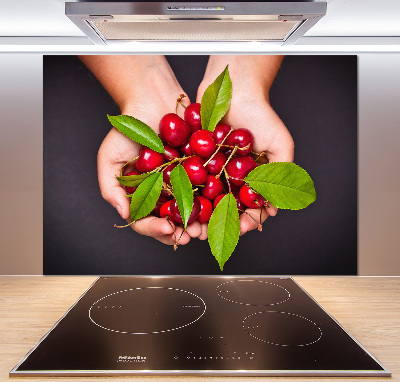 Panneau crédence cuisine Cerises dans les mains