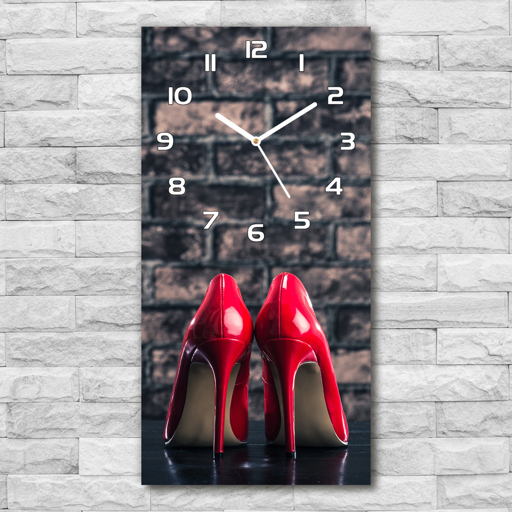 Horloge verticale en verre Talons aiguilles rouges