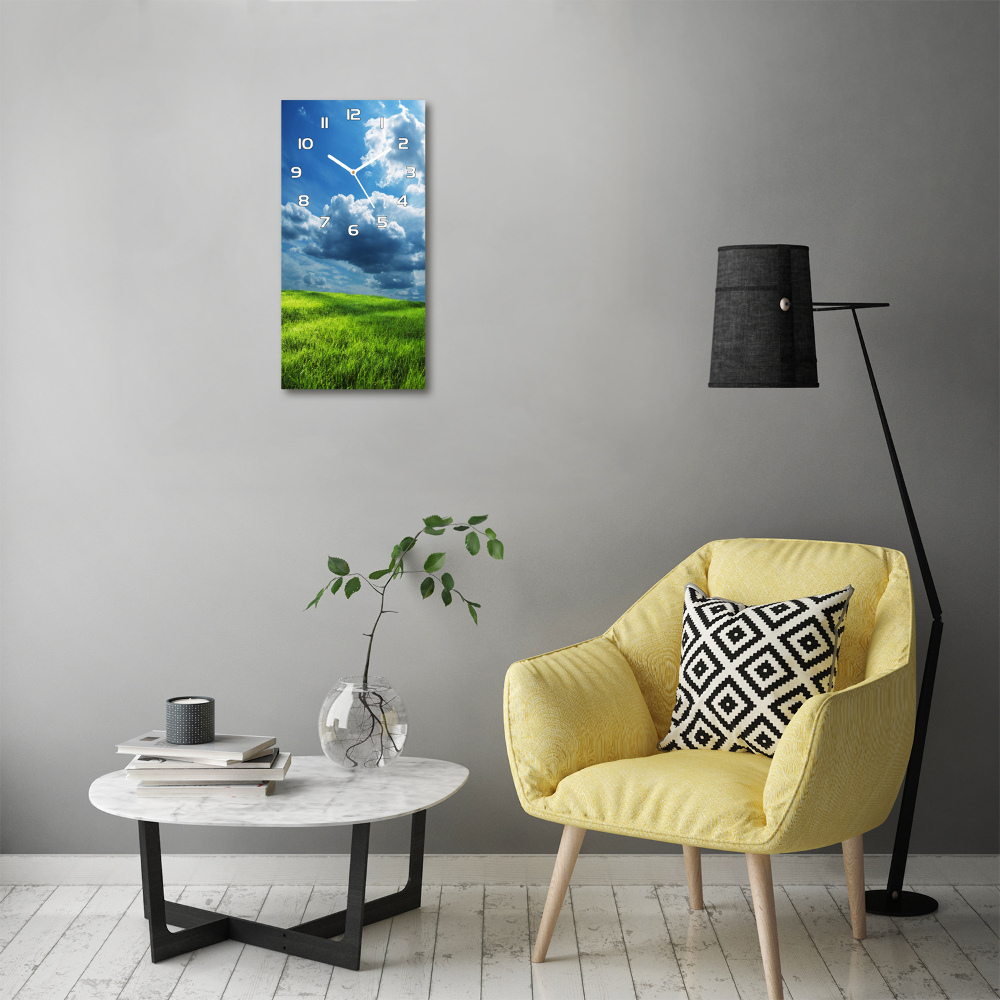 Horloge verticale en verre Nuages au-dessus du champ