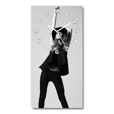 Horloge murale verticale Femme en noir