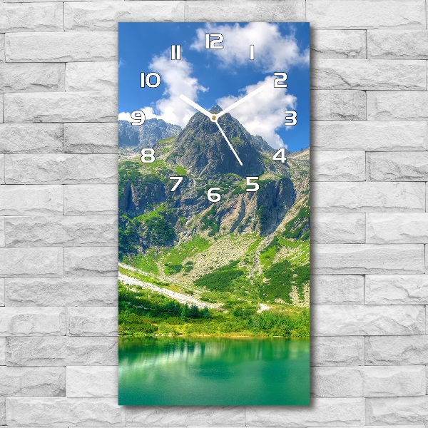 Horloge rectangulaire verticale Lac dans les montagnes