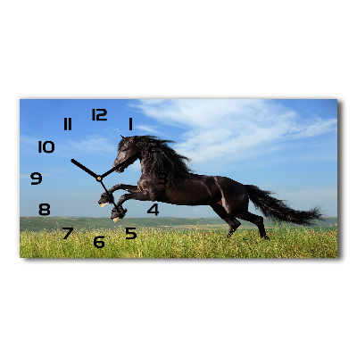 Horloge rectangulaire horizontale Cheval noir dans un pré