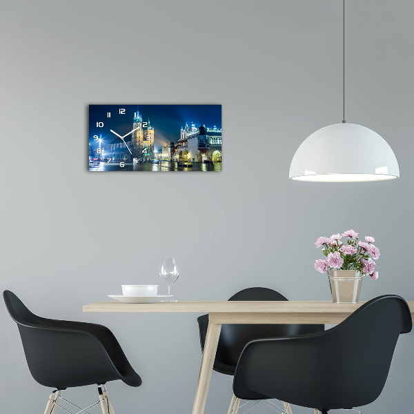 Horloge horizontale Cracovie de nuit