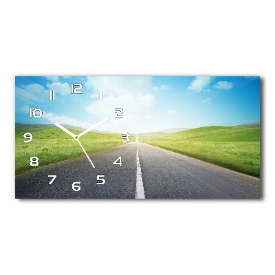 Horloge horizontale en verre Route à travers une prairie