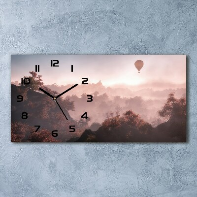 Horloge rectangulaire horizontale Ballon au-dessus de la forêt