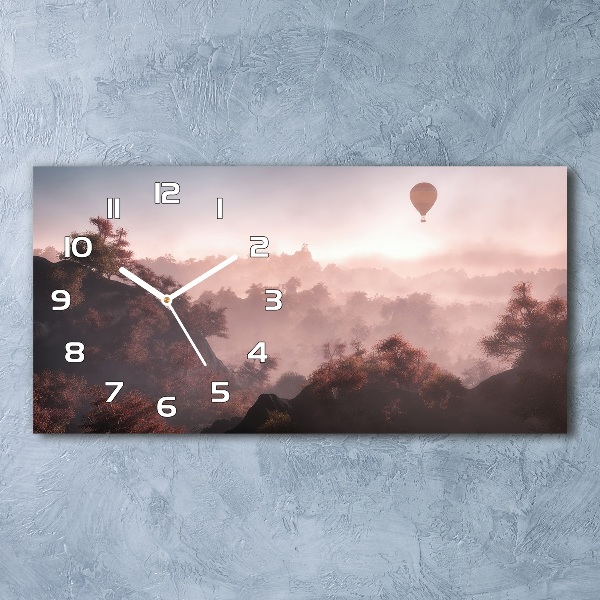 Horloge rectangulaire horizontale Ballon au-dessus de la forêt